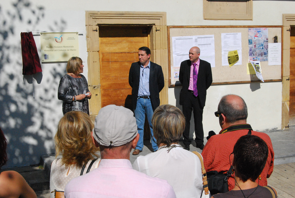 Inauguración del Memorial del 'Cinturón de Hierro' en Berango, 22 de septiembre de 2012